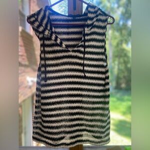 Sanctuary Black/White Knit Hooded Tank - Size Large